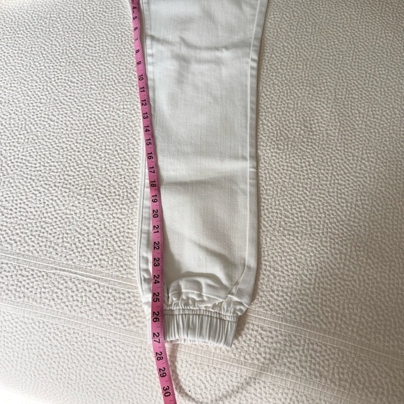 SER.O.YA Men’s Dakota Fitted Denim Jogger Pants Cream SZ 31” - Picture 11 of 11